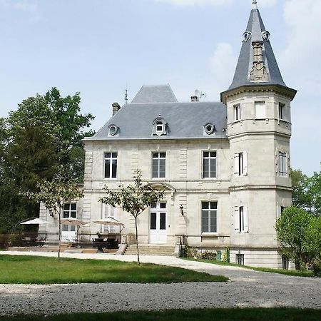 T2 De Charme Dans Un Chateau Layrac Dış mekan fotoğraf